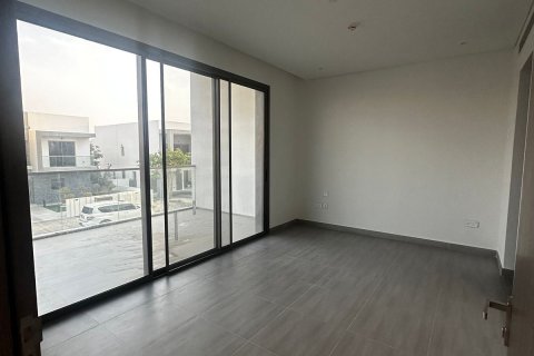 3 bedrooms Townhouse in Thach Than, Vietnam No. 95342 4