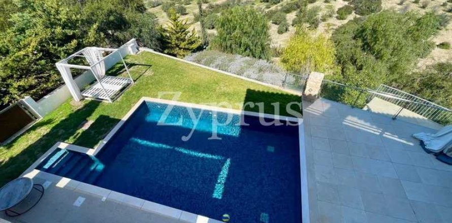 5 bedrooms Villa in Mesa Geitonia, Cyprus No. 100463