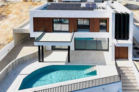 3 bedrooms House in Germasogeia, Cyprus No. 73042 1