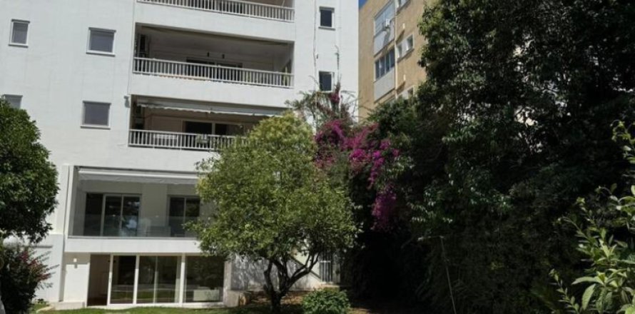 3 chambres Maisonnette à Voula, Greece No. 112547