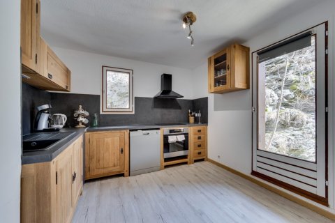 2 bedrooms Apartment in Tignes, France No. 100031 7