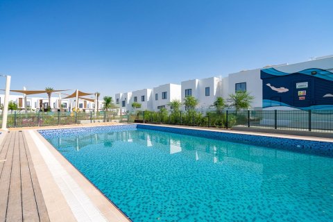 3 dormitorios Townhouse en Bac Phu, Vietnam No. 7187 16