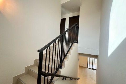 3 bedrooms Townhouse in Al Mearag City, Vietnam No. 94982 6