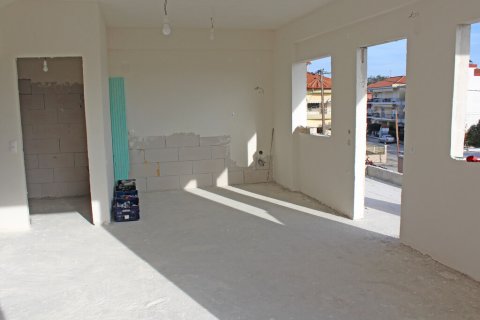 4 bedrooms Building in Pieria, Greece No. 120859 3