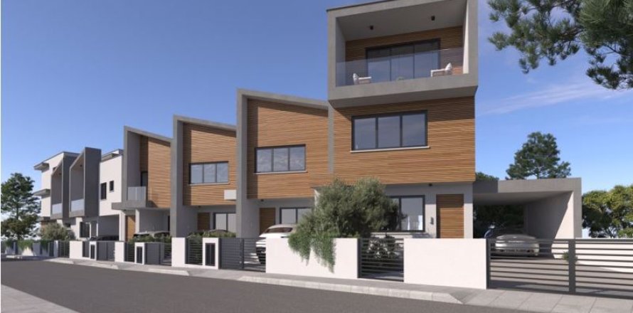 5 bedrooms Villa in Oroklini, Cyprus No. 36694