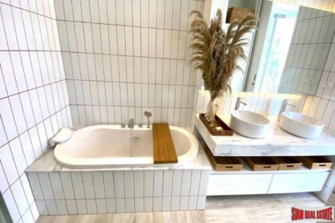 4 bedrooms Villa in Phuket, Thailand No. 96920 6