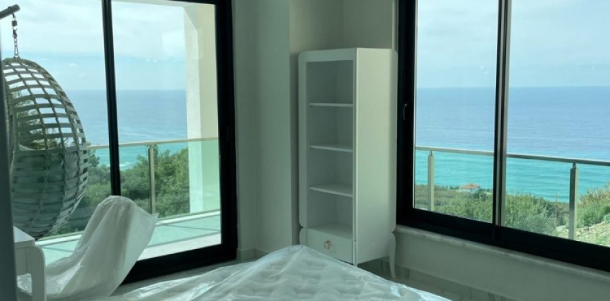 Вилла с 5 спальнями в Каргыджак, Турция №14547