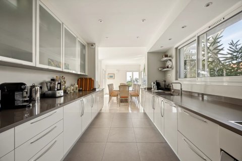 Вилла с 5 спальнями в Антиб, Франция №67972 8