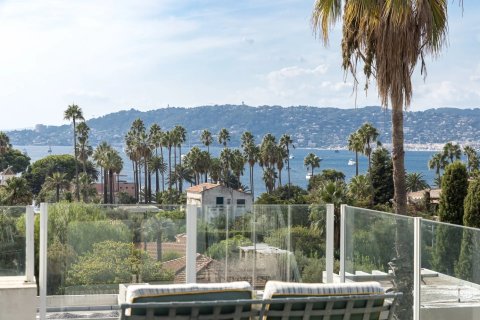 Вилла с 5 спальнями в Антиб, Франция №67972 1