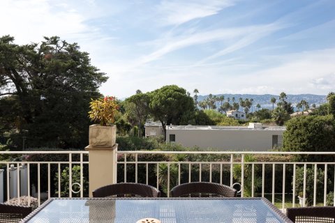 Вилла с 5 спальнями в Антиб, Франция №67972 17