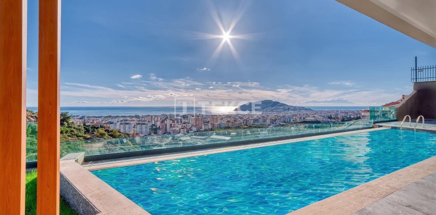 6 bedrooms Villa in Alanya, Turkey No. 54183