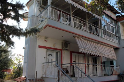 Дом с 6 спальнями в Салоники, Греция №109704 5