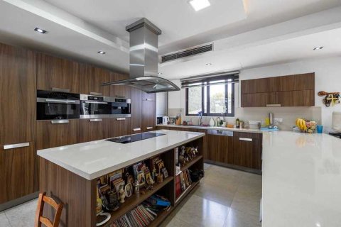 6 chambres House à Dromolaxia, Cyprus No. 42821 9