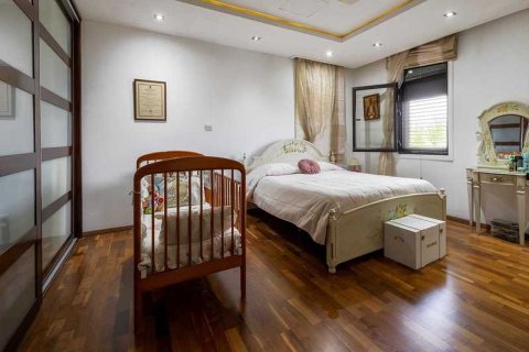 6 chambres House à Dromolaxia, Cyprus No. 42821 16