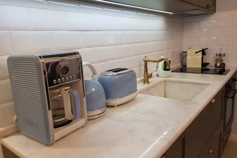 5 habitaciones Apartment en Thessaloniki, Greece No. 107733 5