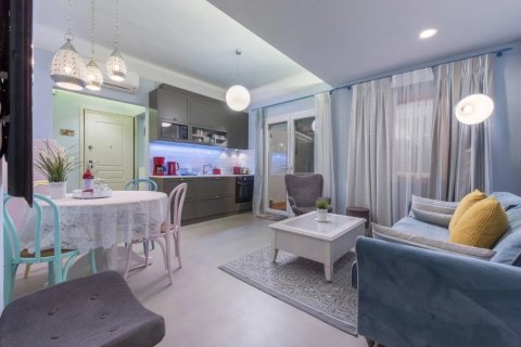 5 habitaciones Apartment en Thessaloniki, Greece No. 107733 1