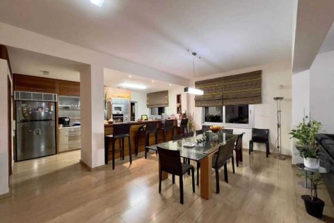7 bedrooms House in Germasogeia, Cyprus No. 30585 9