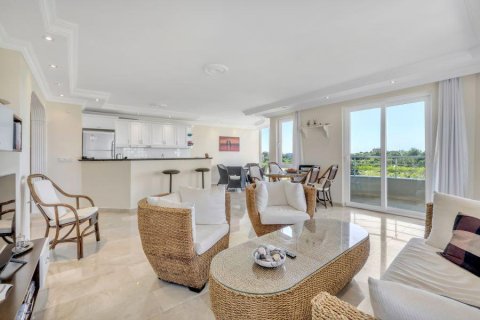 4 rooms Apartment in Oba, Turkey No. 92644