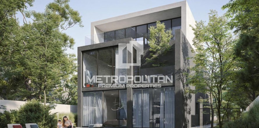 5 bedrooms Villa in Tran Nguyen Han, Vietnam No. 92994