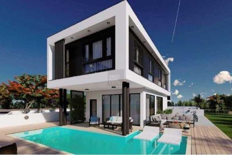 4 bedrooms House in Paralimni, Cyprus No. 31554 1