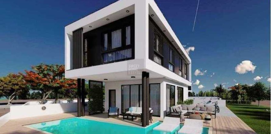 4 bedrooms House in Paralimni, Cyprus No. 31554