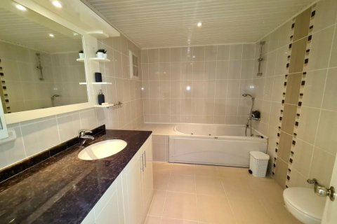 4 rooms Apartment in My Thanh, Vietnam No. 22203 18