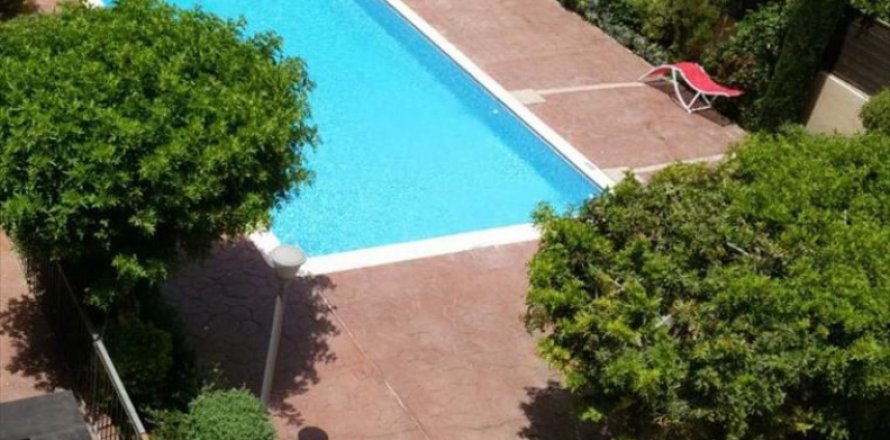 3 bedrooms Apartment in Limassol, Cyprus No. 105840