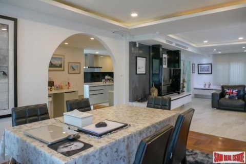 3 bedrooms House in Phuket, Thailand No. 97234 8