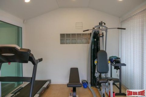 3 bedrooms House in Phuket, Thailand No. 97234 18