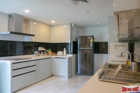 3 bedrooms House in Phuket, Thailand No. 97234 10