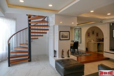 3 bedrooms House in Phuket, Thailand No. 97234 13