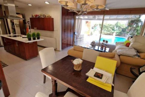 4 bedrooms Villa in Germasogeia, Cyprus No. 62927 3