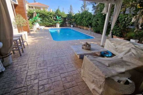 4 bedrooms Villa in Germasogeia, Cyprus No. 62927 7