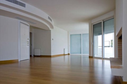 240m² Maisonette in Voula, Greece No. 59311 4