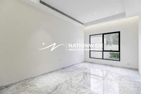 9 bedrooms Villa in Binh Duong, Vietnam No. 95544 16