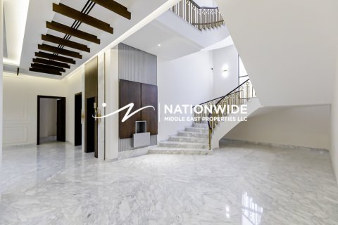 9 bedrooms Villa in Binh Duong, Vietnam No. 95544 13