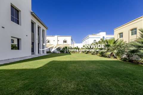 9 bedrooms Villa in Binh Duong, Vietnam No. 95544 19