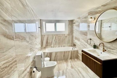 5 bedrooms Penthouse in Limassol, Cyprus No. 79116 11