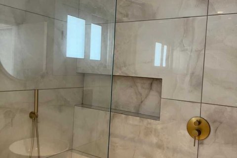 2 bedrooms Penthouse in Limassol, Cyprus No. 64188 10