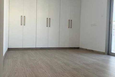 2 bedrooms Penthouse in Limassol, Cyprus No. 64188 1