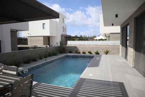 3 bedrooms Villa in Paphos, Cyprus No. 99330 15