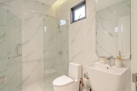 3 bedrooms Villa in Layan Beach, Thailand No. 983 18