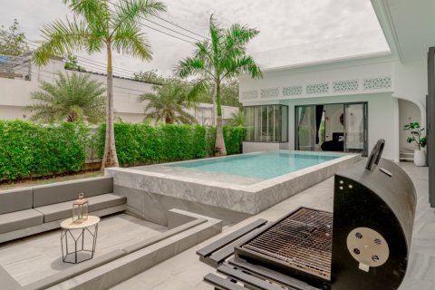 3 bedrooms Villa in Layan Beach, Thailand No. 983 3