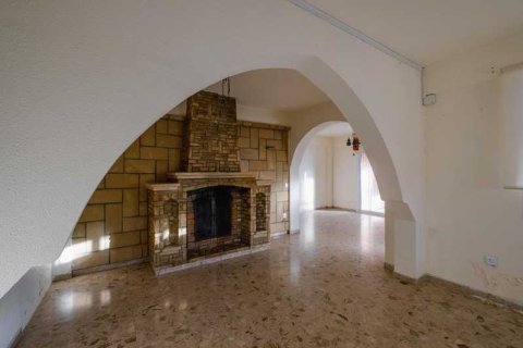 Дом с 3 спальнями в Перволия, Кипр №72847 9