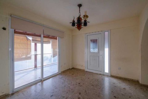 Дом с 3 спальнями в Перволия, Кипр №72847 11
