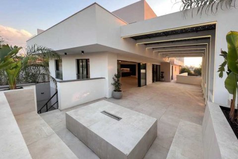 7 dormitorios Villa en Latsia, Cyprus No. 69920 14