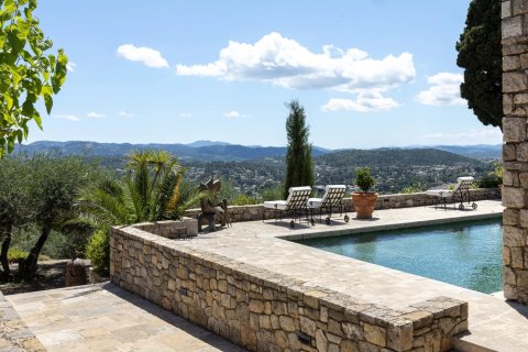 Дом с 7 спальнями в Кабри, Франция №80623 10