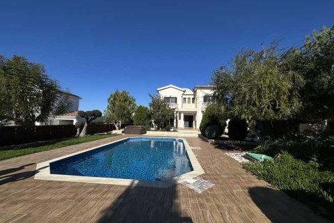 4 bedrooms Villa in Paphos, Cyprus No. 100325 5