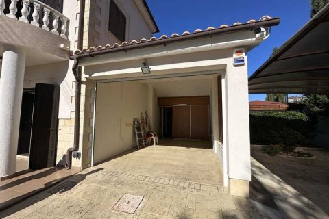 4 bedrooms Villa in Paphos, Cyprus No. 100325 13