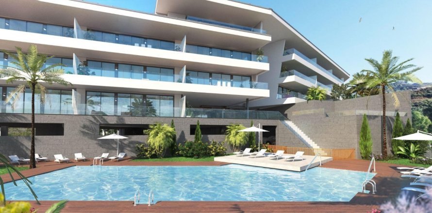 4 bedrooms Apartment in Fuengirola, Spain No. 112256